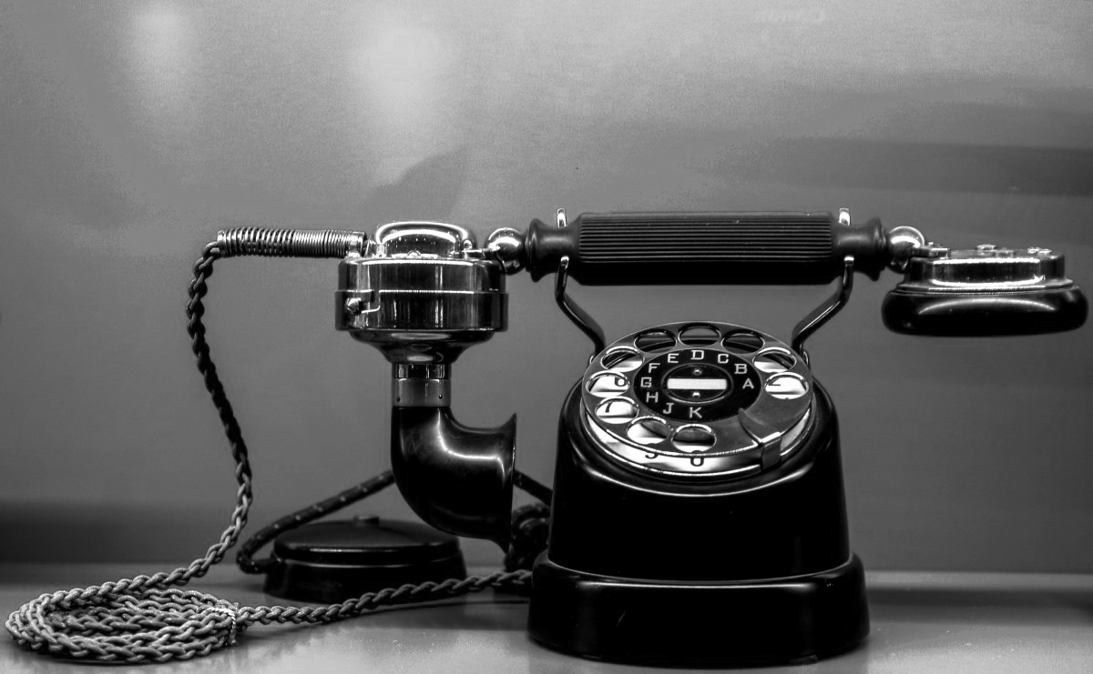 phone_communication_call_select_museum_antique_nostalgic_talk-884224.jpg!d