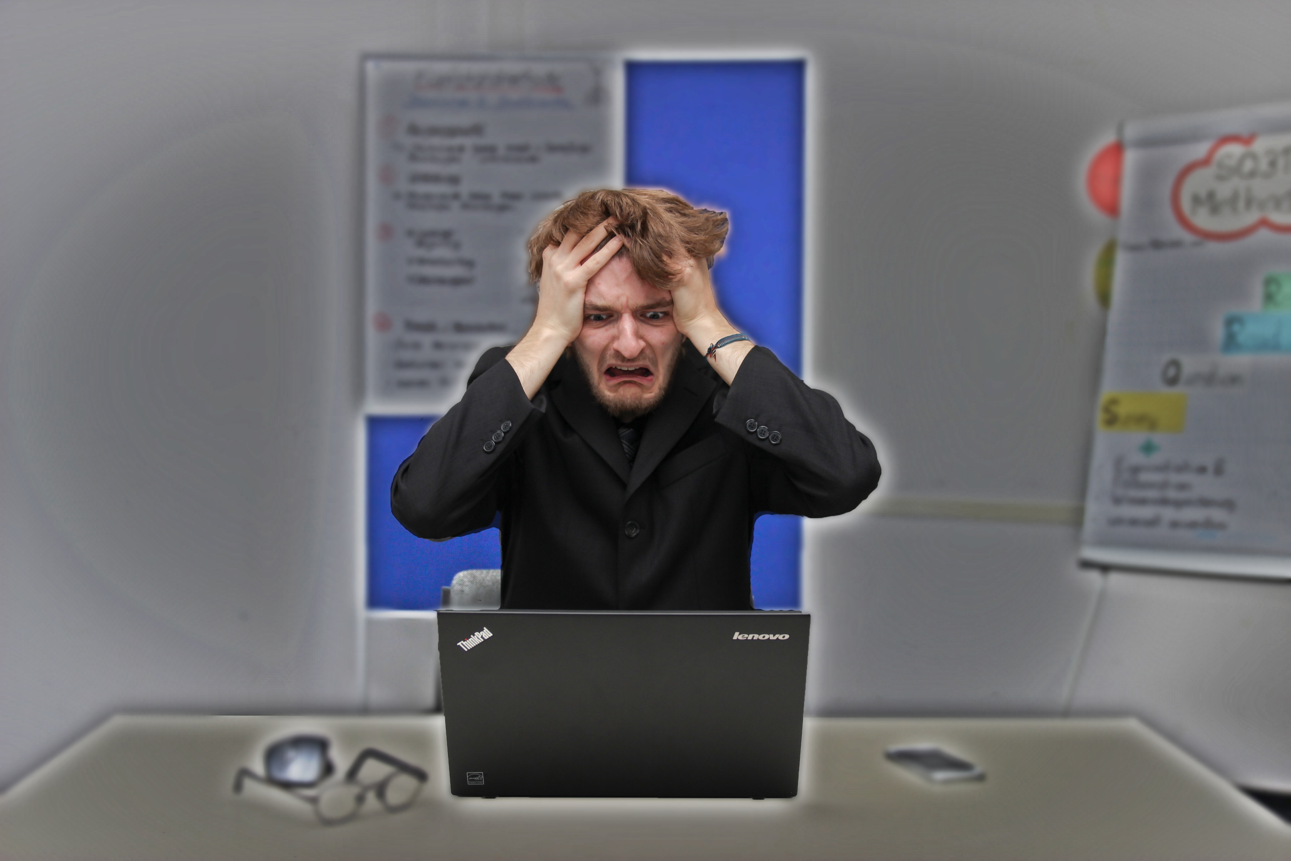 sebastian-herrmann-jzTQVxCyKYs-unsplash